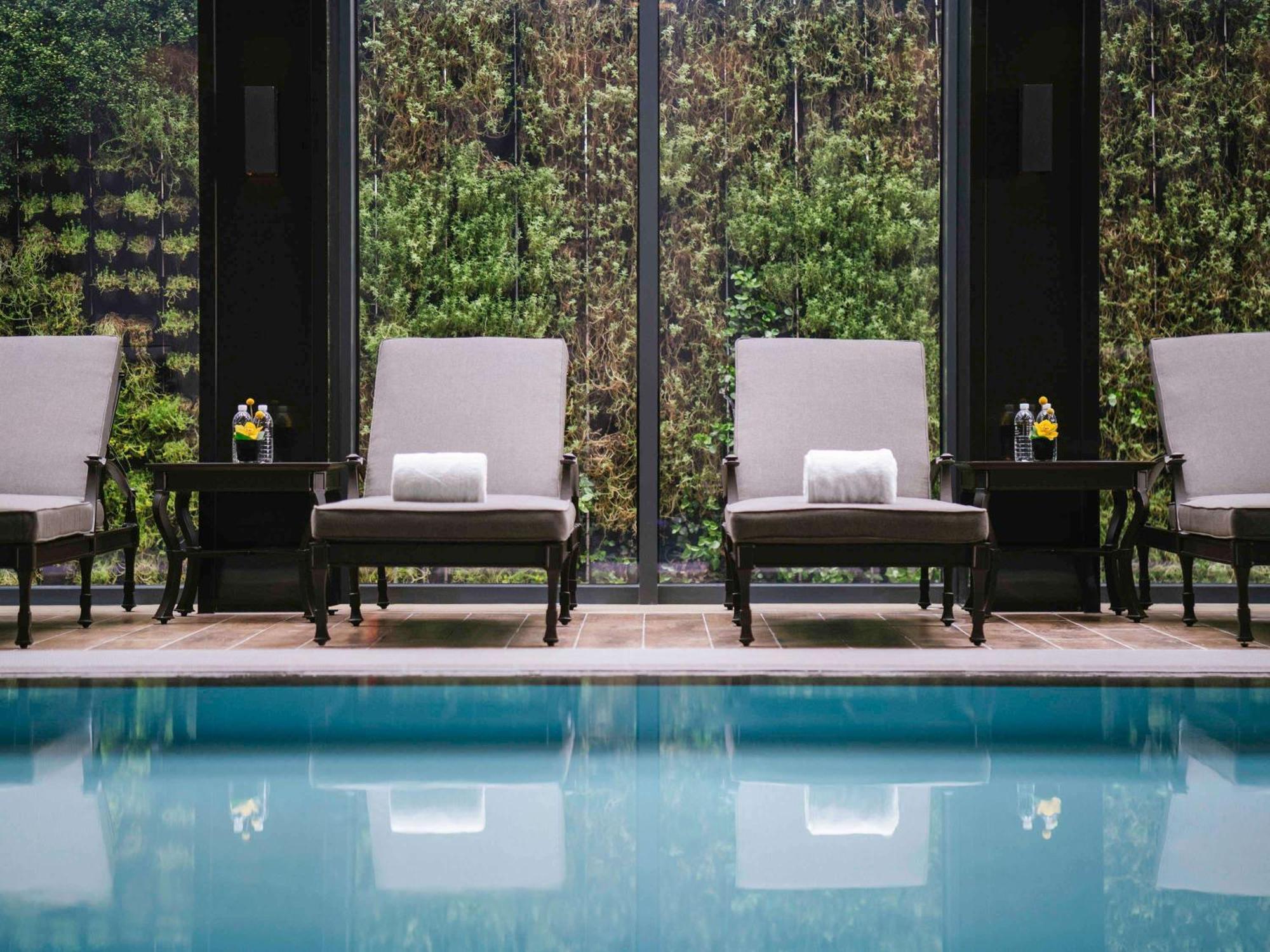 Pullman Shanghai Jingan Exterior photo