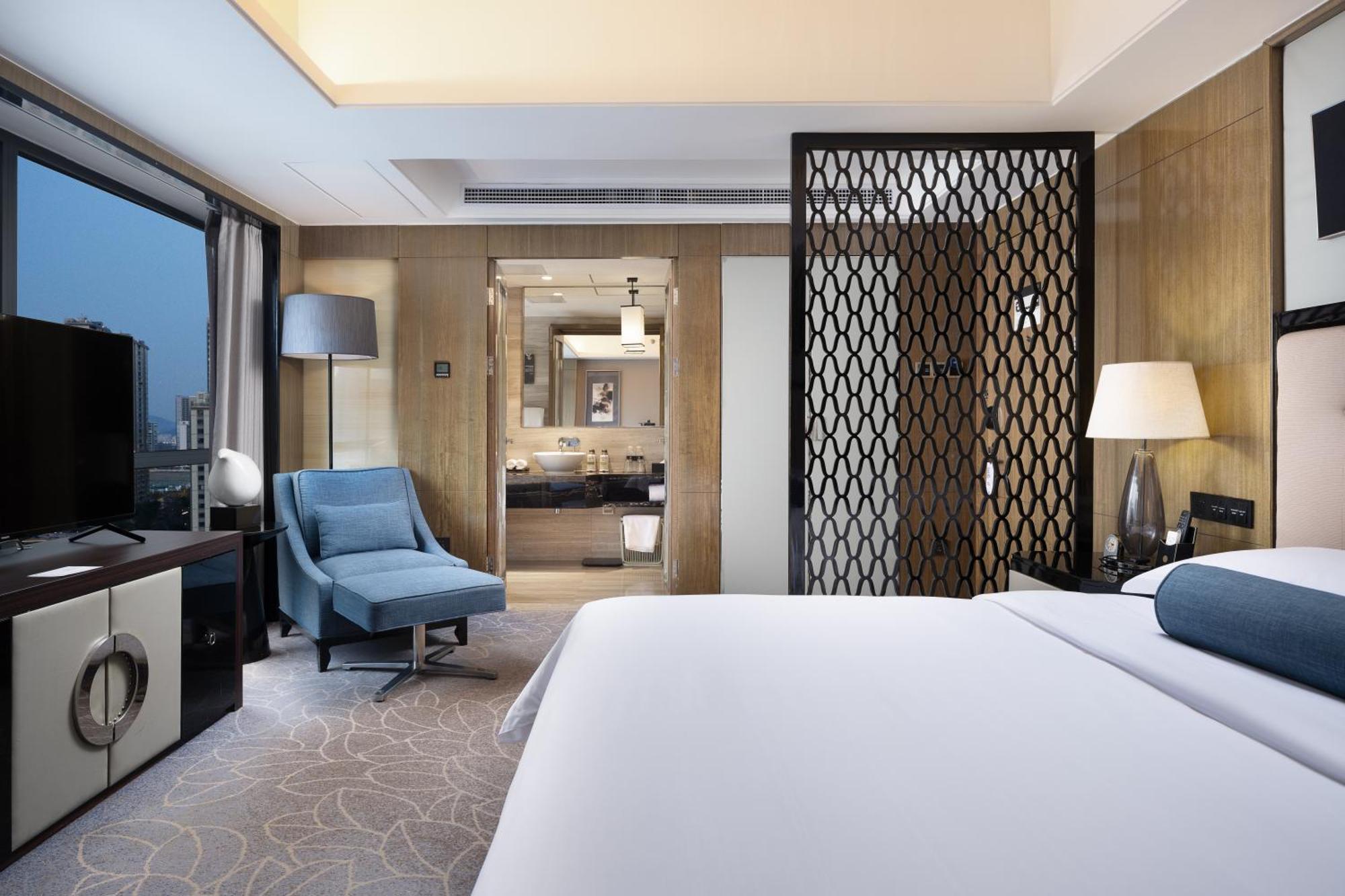 Pullman Shanghai Jingan Exterior photo